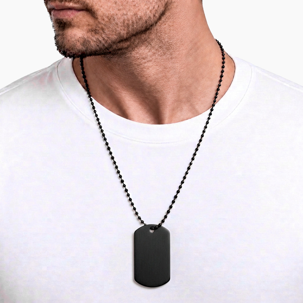 Collar personalizable acabado mate, con placa militar