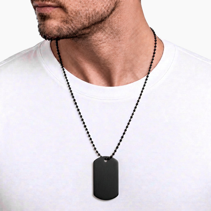 Collar personalizable acabado mate, con placa militar