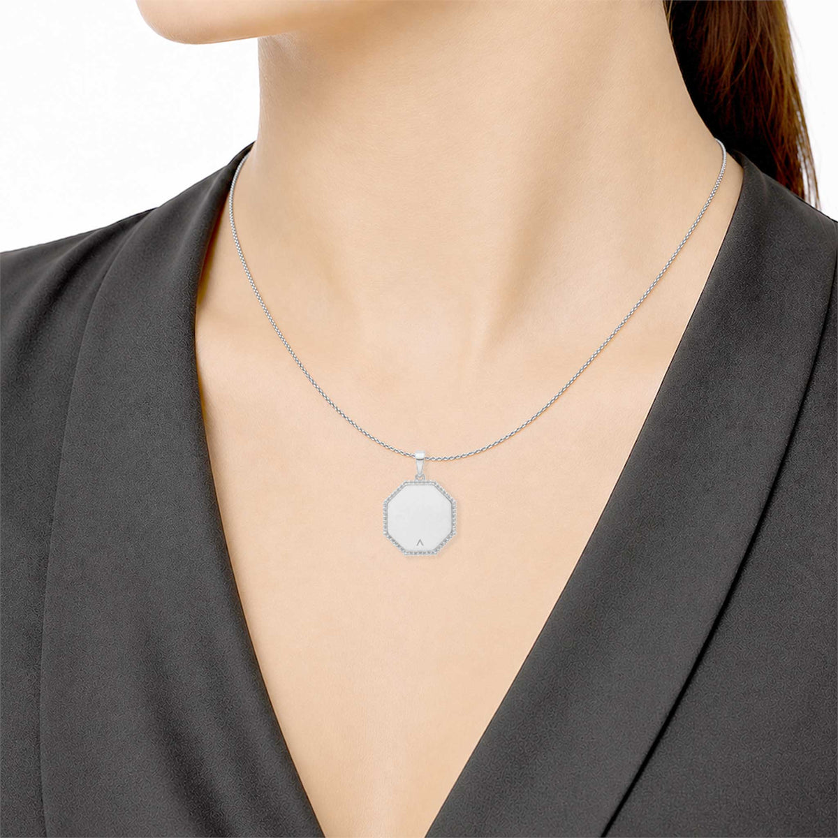 Dije personalizable octagonal con zirconitas