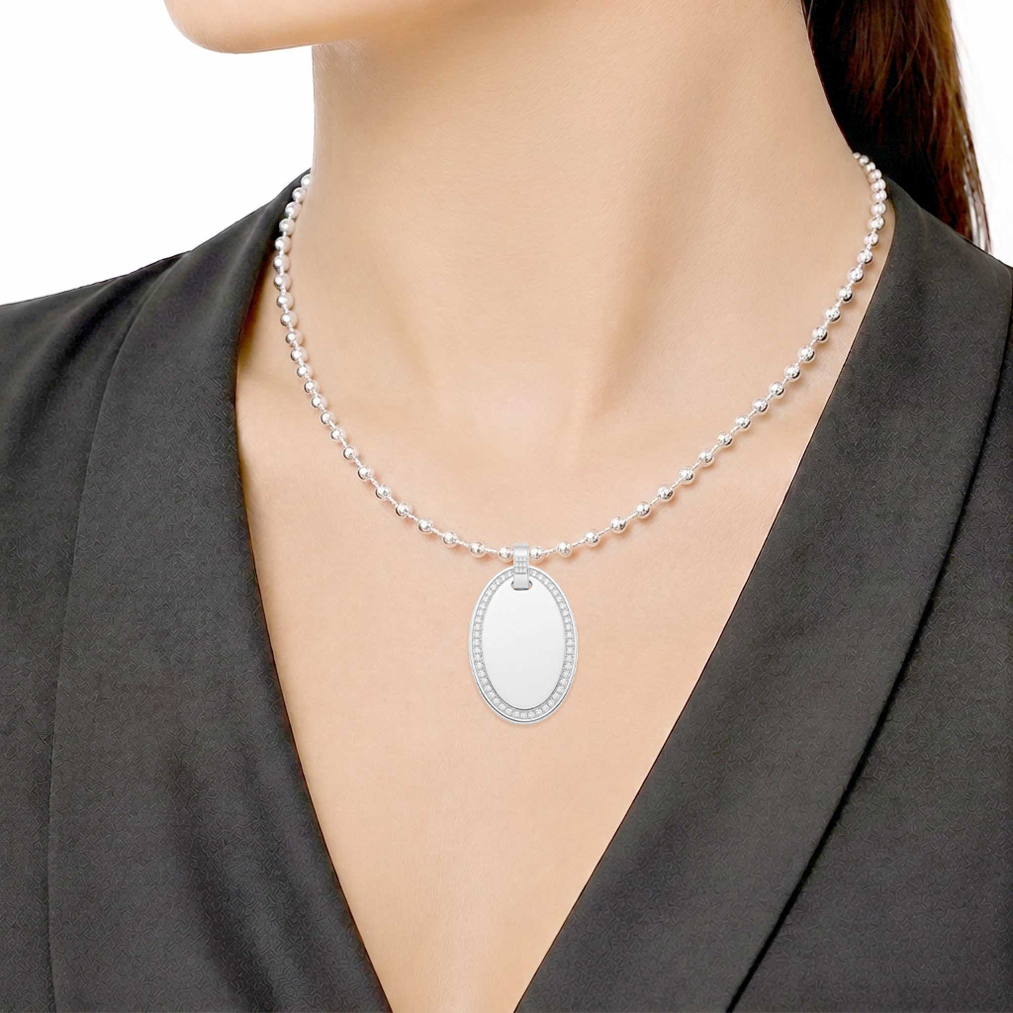 Dije personalizable ovalado con zirconitas